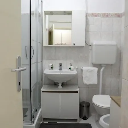 Apartament App Karla *