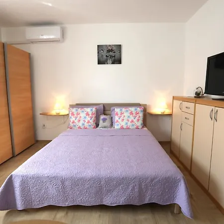 Apartament App Karla